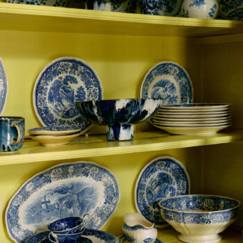 hkliving, keramička zdjela na stalku, Indigo