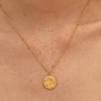 Agapée, Ogrlica Luna